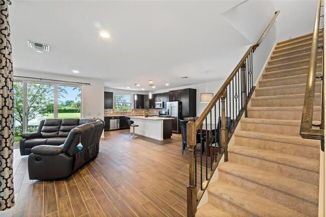 Building Photo - 6455 Osprey Landing St