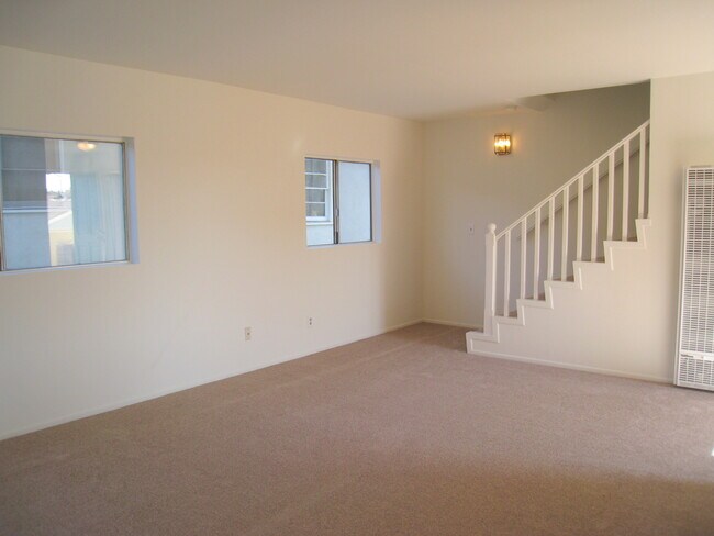 Building Photo - 10809 Palms Blvd