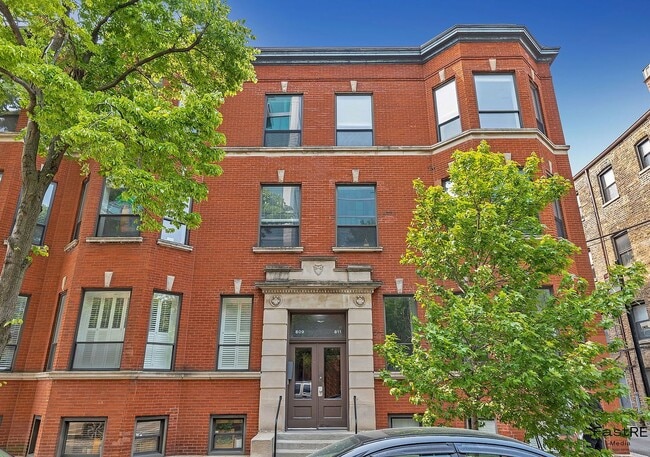 Building Photo - 809 W Bradley Pl