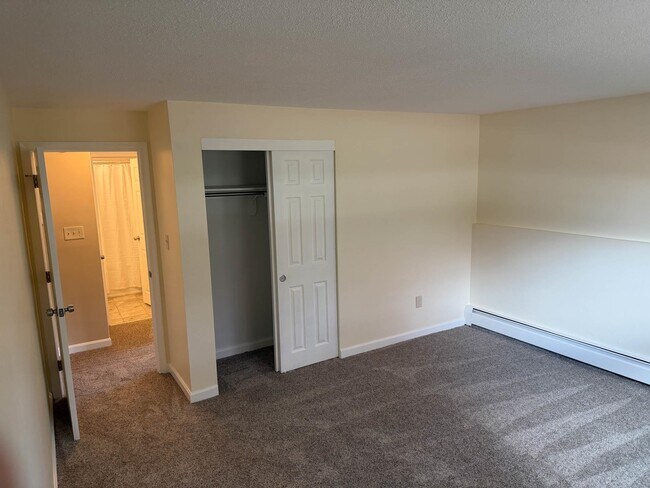 Building Photo - 1 Lancelot Court