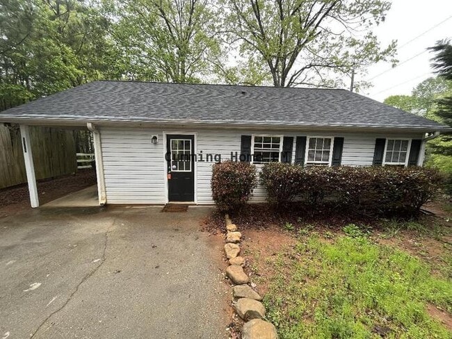 Available Now! Move in Ready! - Available Now! Move in Ready! House