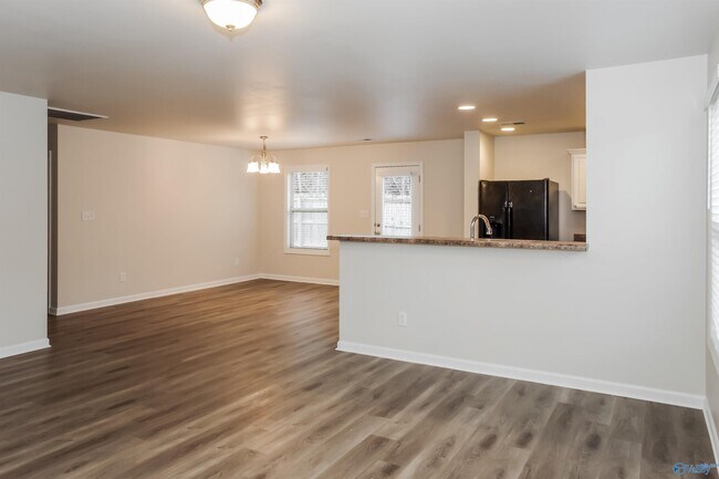 Building Photo - 171 Sagebrook Dr