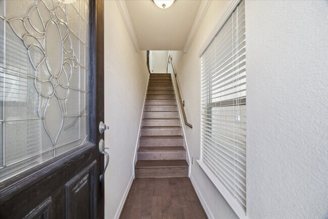 Foto del edificio - 10709 Madden Oaks Pl