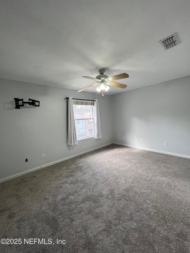 Building Photo - 3057 Camelliawood Cir E