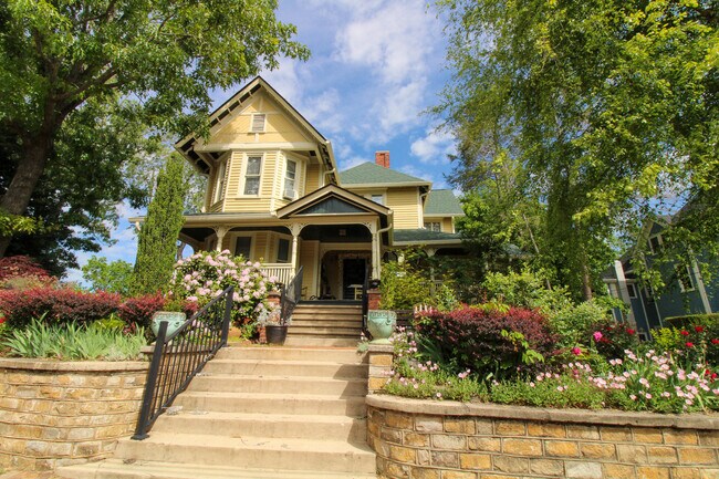 Foto del edificio - 41 Starnes Ave