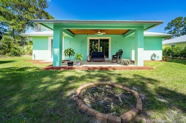 Foto del edificio - 5608 SE 44th Ave