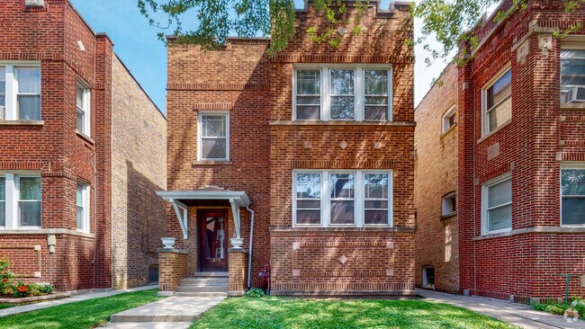 Building Photo - 4839 N Kenneth Ave