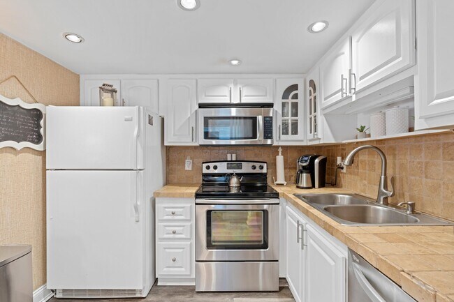 Foto del edificio - 122 Waterford D