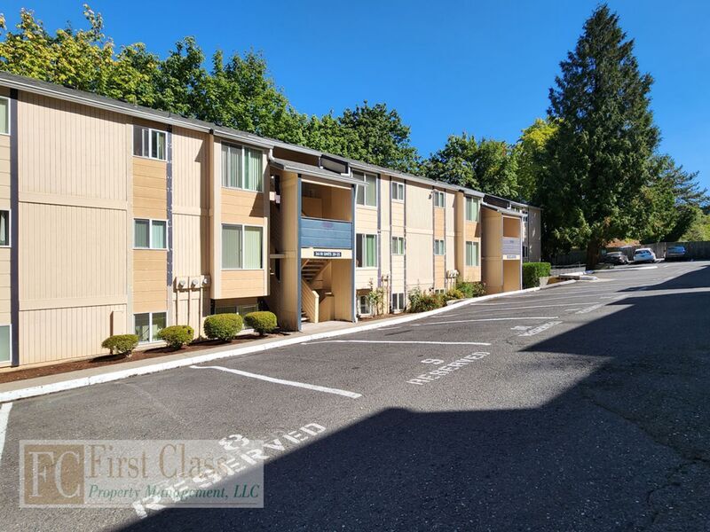 Foto principal - 3618 SW Beaverton Hillsdale Hwy