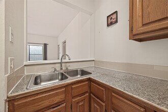 Building Photo - 2211 S Braeswood Blvd