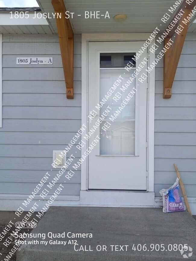 Building Photo - 1805 Joslyn St