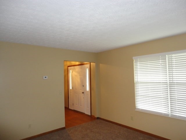 Building Photo - 4747 Circle Dr