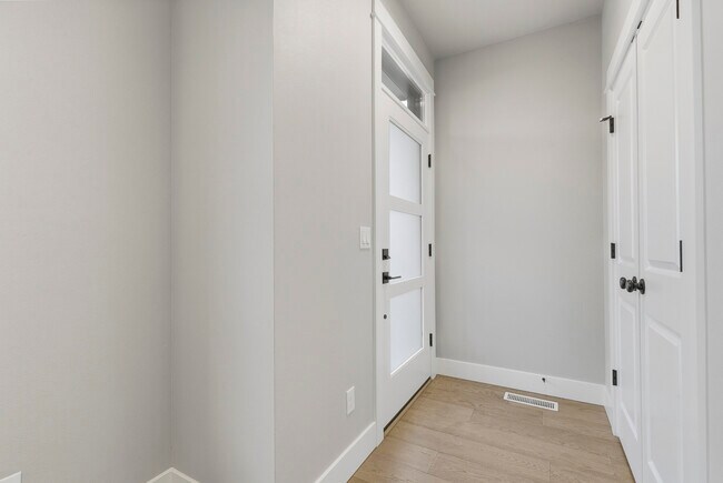 Foto del edificio - 1118 SW Dottie Ct