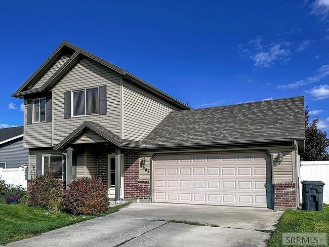 Building Photo - 3665 E Pearce Dr