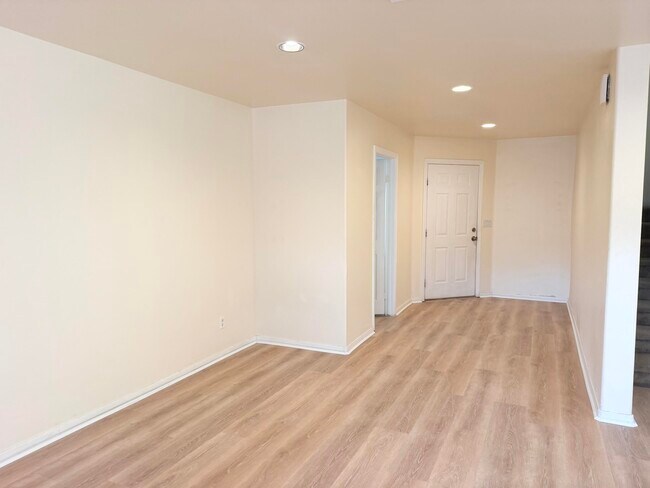 Foto del edificio - 33411 Campus Ln