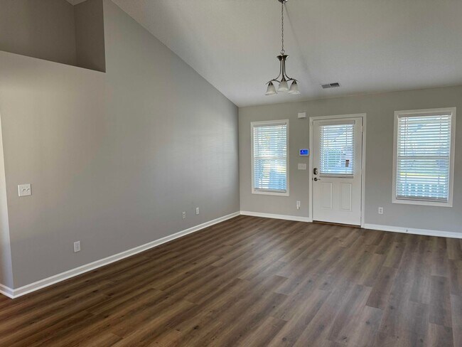 Foto del edificio - Beautiful Bluffton 3 Bedroom Home in The Willows-Pet Friendly