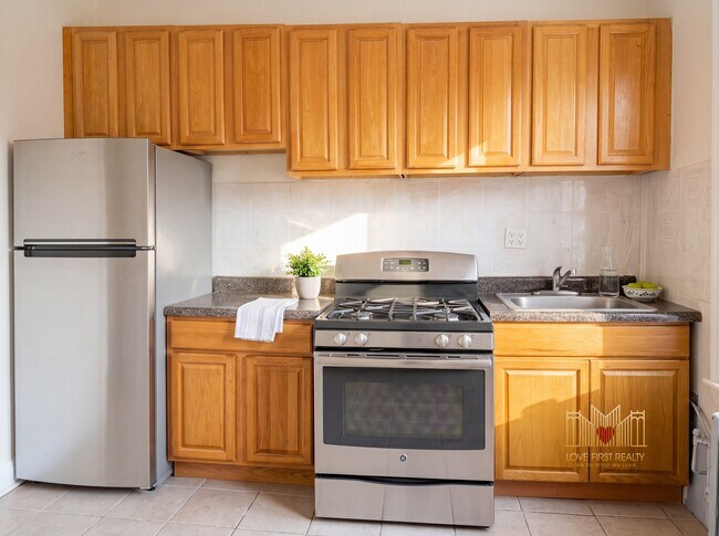 Foto del edificio - 640 E 239th St