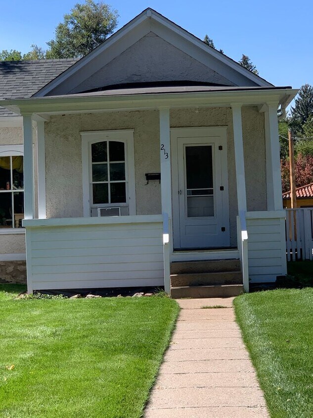 Primary Photo - Old Town Fort Collins Home!