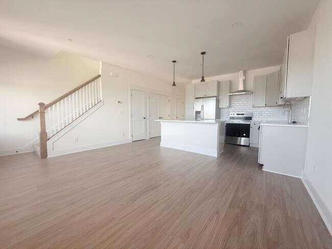 Building Photo - 3-Bedroom Highbury Townhome with Flex Room | Modern Living + Resort-Style Amenities