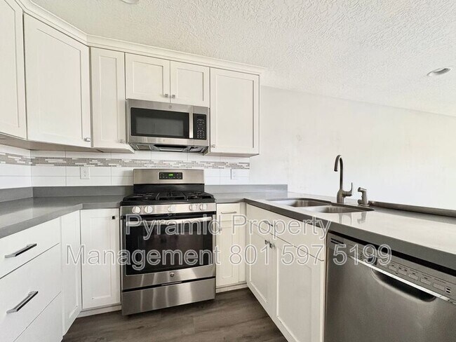 Foto del edificio - 1265 E 5600 S