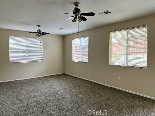 Foto del edificio - 241 Carner Ln