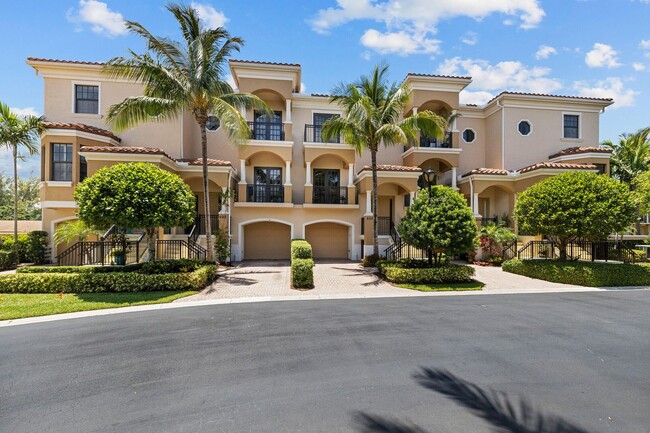 Building Photo - 601 Del Sol Cir