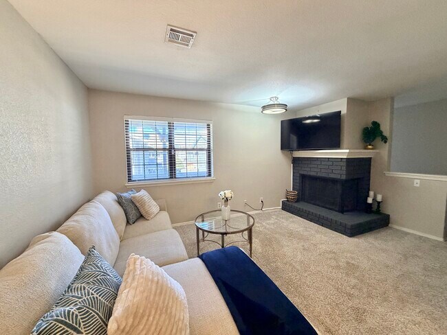 Foto del edificio - 9031 S Delaware Ave