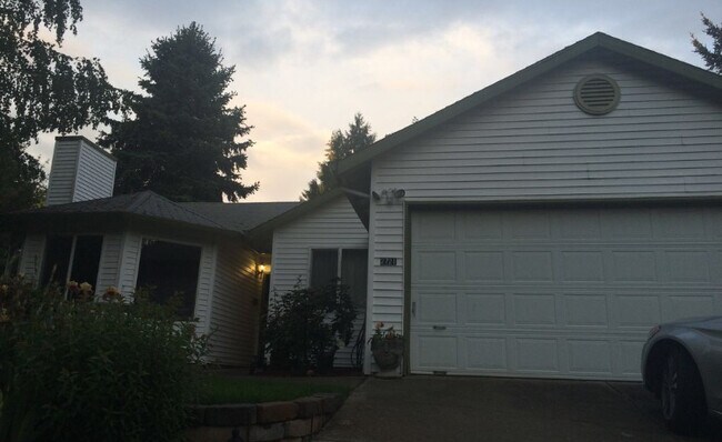 Building Photo - 2721 SW Hume Ct