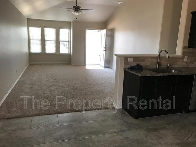 Foto del edificio - 9311 Sagebrush Ave