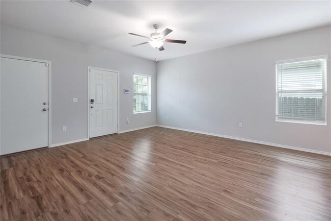 Building Photo - 7312 Tonka Ln