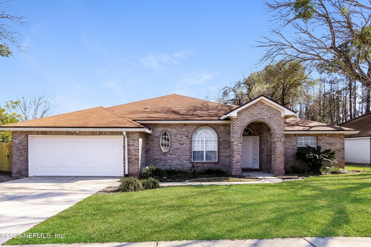 Foto principal - 505 Jimbay Dr