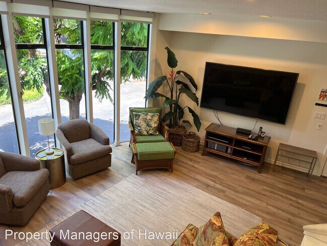 Building Photo - 3 br, 2.5 bath House - 5432 Lower Honoapii...