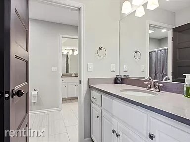 Building Photo - 80018 Aurora Confidential