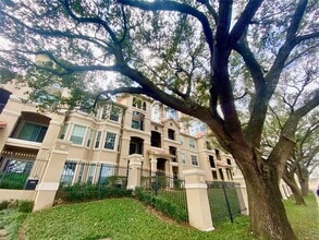 Building Photo - 3231 Allen Pkwy