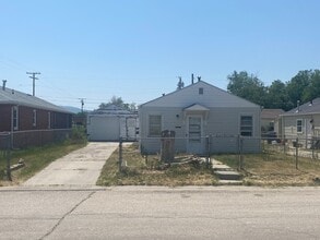 Building Photo - 607 Morgan Ave