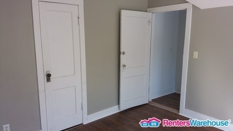 Foto del edificio - 224 S Park St