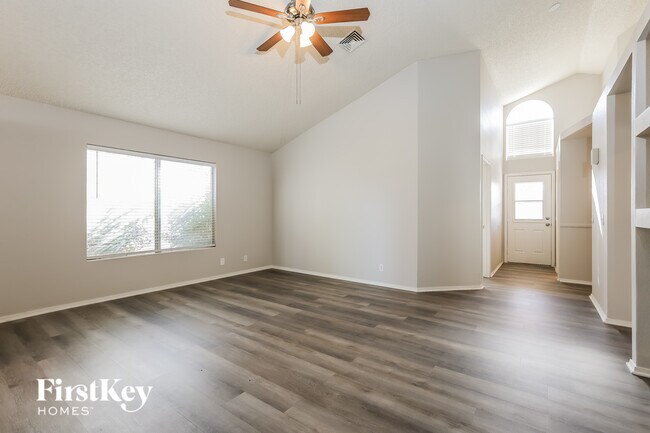 Building Photo - 5039 W Chicago Cir S