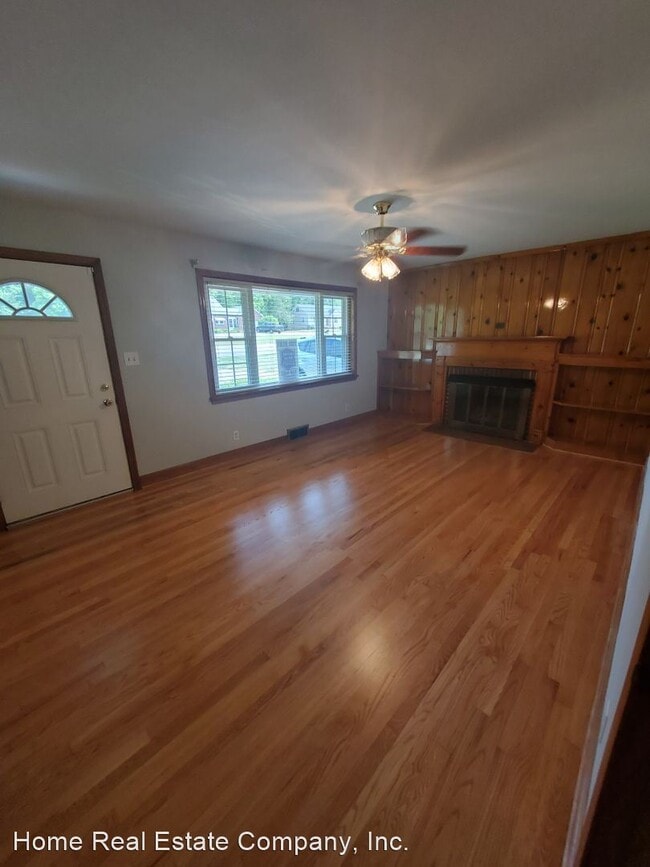 Foto del edificio - 3 br, 1.5 bath House - 644 Motor Road