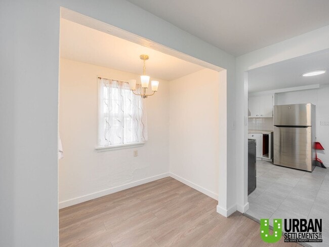 Foto del edificio - Hard-to-Find 2 Bed Home with HUGE Fenced Yard