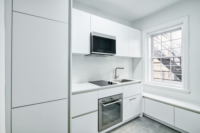 Photo du bâtiment - 2060 Rue du Fort