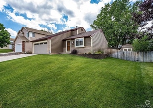 Building Photo - 5011 S Espana Ct