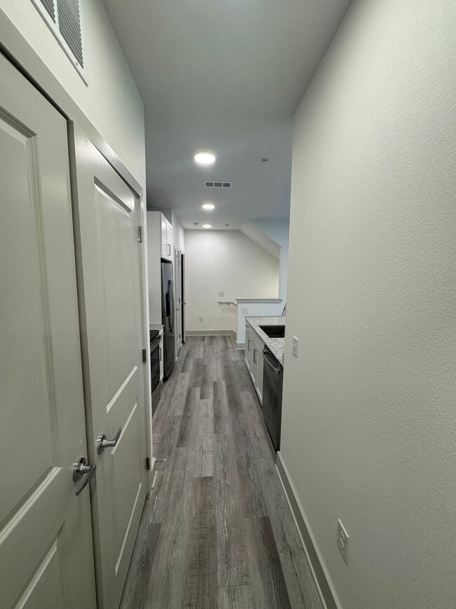 Building Photo - 5436 Huffines Blvd