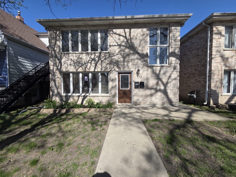 Primary Photo - 161 N 21st Ave