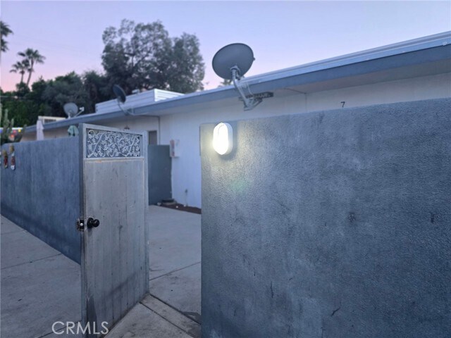 Foto del edificio - 238 S Saturmino Dr