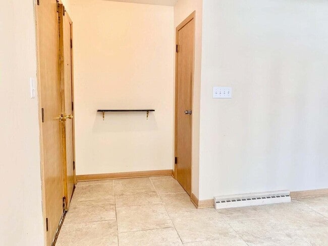 Building Photo - 11638 N Bobolink Ln