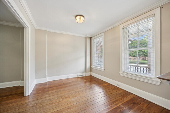 Building Photo - 3BD/1BA Twin in West Chester Borough!