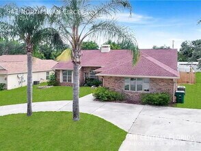 Building Photo - 941 N Dean Cir