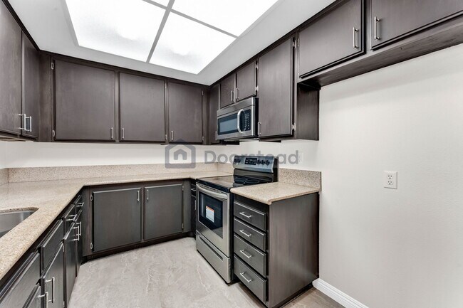 Foto del edificio - 33 Country Mile Rd