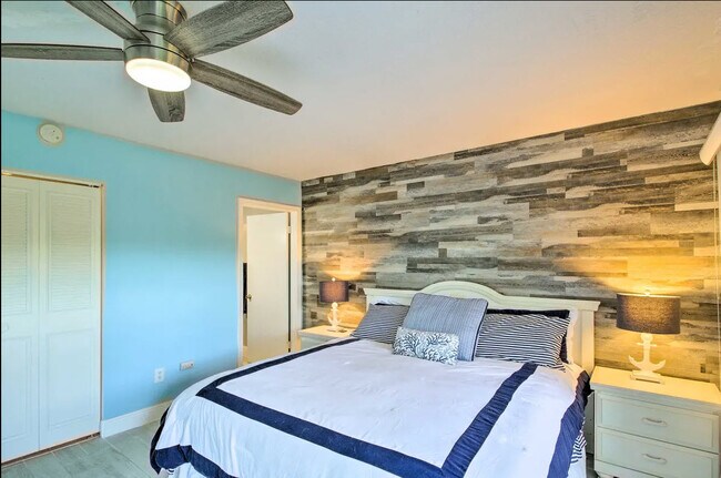 Master Bed - 11000 S Ocean Dr
