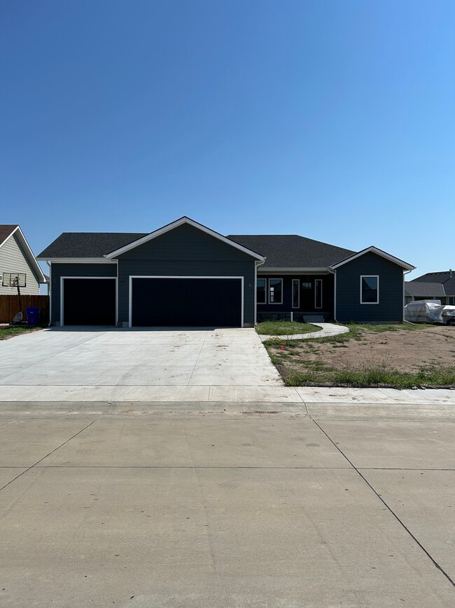 Building Photo - 1508 Tallgrass Drive